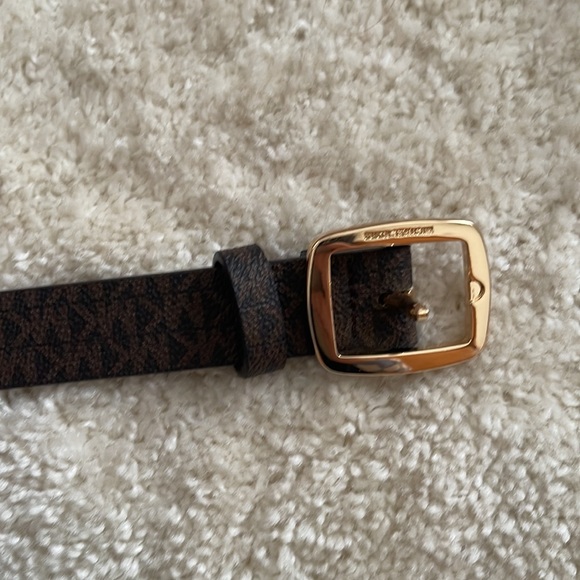 MK belts - Picture 2 of 3